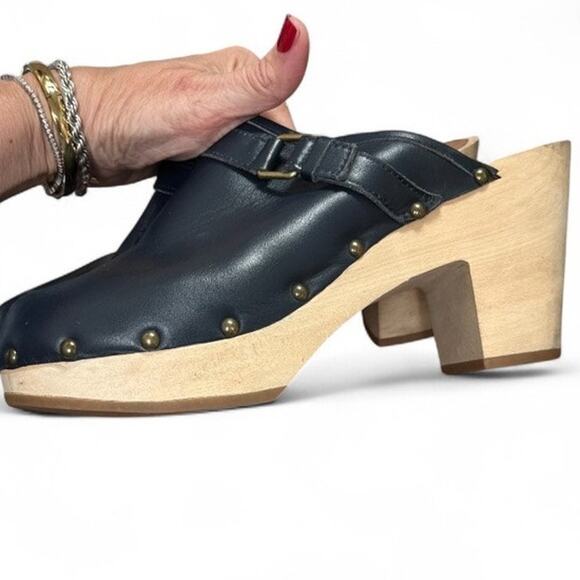 GAP‎ Leather Navy Blue Studded Clogs Wooden Heel Mules Women’s Size 8.5 - Picture 8 of 9